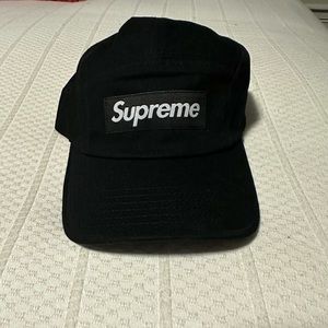 Supreme Washed Chino Twill Camp
Cap (SS21)